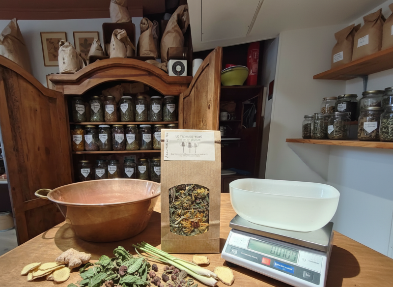 tisane allumer le feu - le tizaner toké - lyon croix rousse tisane allumer le feu - le tizaner toké - lyon croix rousse