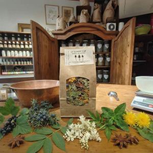 tisane centenaire - le tizaner toké - lyon croix rousse tisane centenaire - le tizaner toké - lyon croix rousse