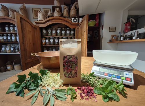 tisane kalm tou- le tizaner toké - lyon croix rousse tisane kalm tou- le tizaner toké - lyon croix rousse