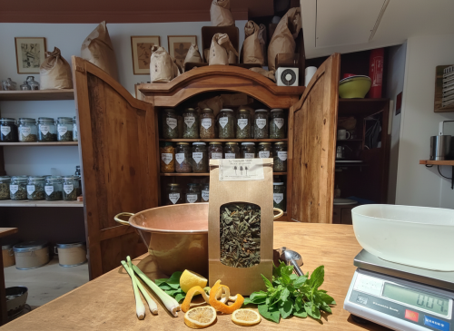 tisane lemon tonic - le tizaner toké - lyon croix rousse tisane lemon tonic - le tizaner toké - lyon croix rousse