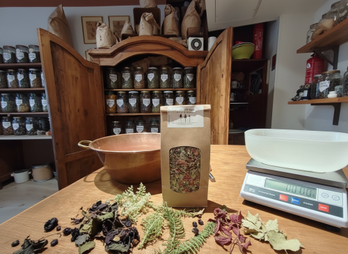 tisane marionnetiste - le tizaner toké - lyon croix rousse tisane marionnetiste - le tizaner toké - lyon croix rousse