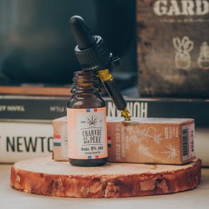 huile-cbd-apaisante-flacon Flacon d'huile de CBD L'Apaisante spectre complet 10 ml